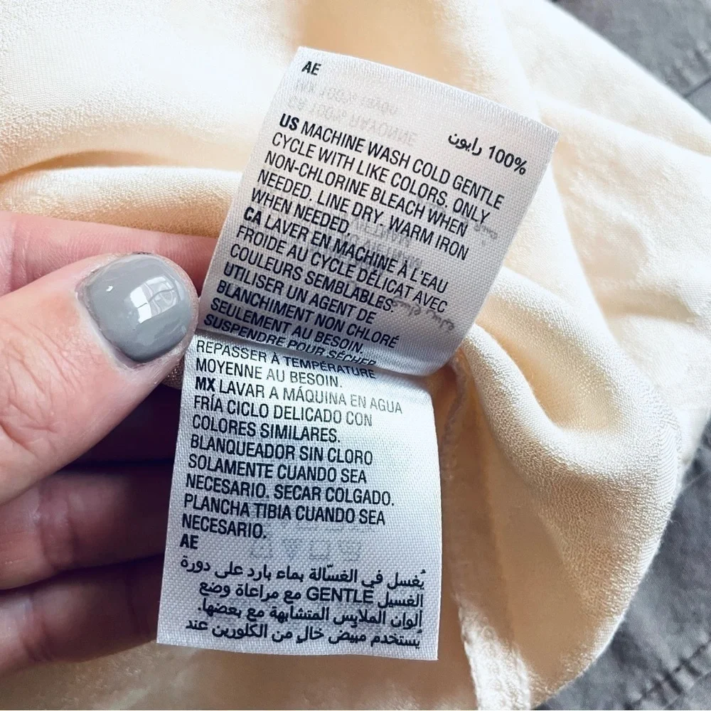 NWOT Alfani Emerald Safari Long Sleeve Blouse Beige Shiny Animal Print Size 1X - Picture 6 of 6